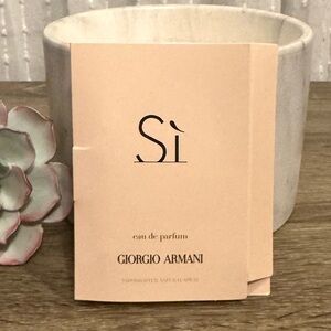 NEW Giorgio Armani Sì Eau de Parfum Fragrance Spray Sample
